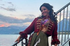 Katja-Uhlig-Der-Gloeckner-von-Notre-Dame-Thunerseespiele