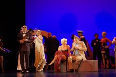 Katja-Uhlig-als-Sally-Bowles-in-Cabaret-Foto-Yvonne-Schoener-1